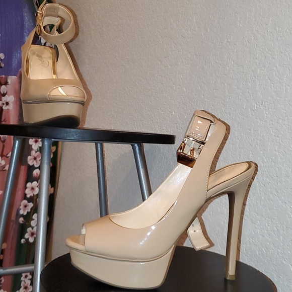 Jessica Simpson Shoes - Jessica Simpson platform high heel